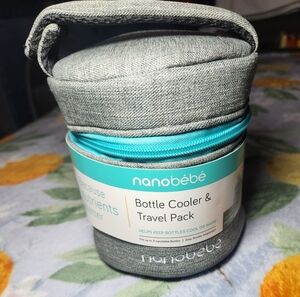 NWT Nanobébé Gray Bottle Cooler & Travel Pack